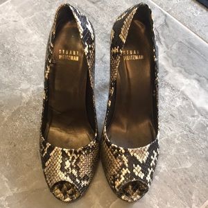 Stuart Weitzman Taupe Anazonia Heels